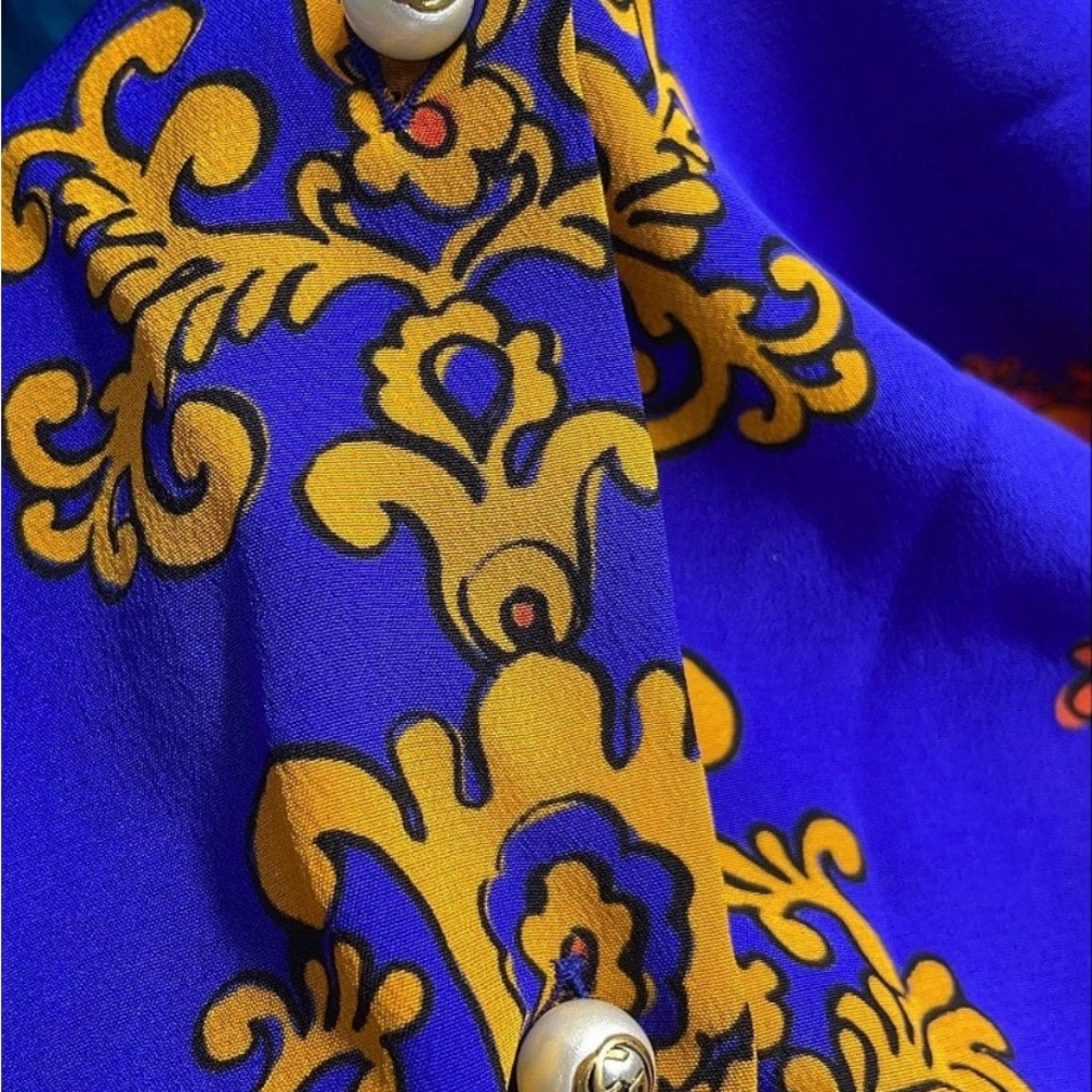 Authentic Gucci Button Blouse 38 (Medium) - image 4